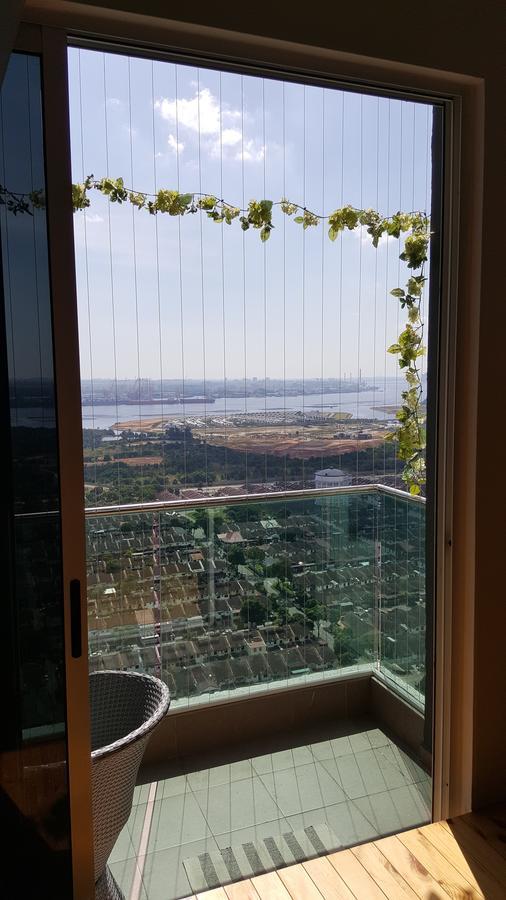 D'Calton Seaview Apartment Johor Bahru Ngoại thất bức ảnh